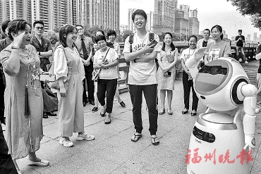 晉安象園開展河長(zhǎng)制宣傳活動(dòng)  河湖小衛(wèi)士“晉小象”亮相