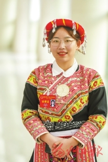 聚焦兩會(huì) 代表速寫  藍(lán)建菊：為家鄉(xiāng)代言　為鄉(xiāng)村發(fā)聲