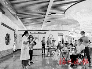 關(guān)心呵護孕期、哺乳期女職工  “媽媽小屋”添新元素　不斷升級“大服務” 