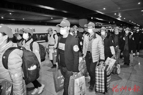 今年首趟免費返崗專列抵榕  來自甘肅定西的531名務工人員將輸轉至多家重點企業