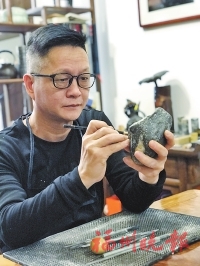 獲得“全國技術能手”稱號  林霖：雕刻大師“連中三元”