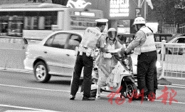 晉安交警半小時查處7起非機動車交通違法
