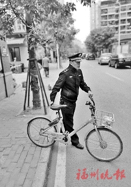 單車占用人行道　晉安城管馬上整治