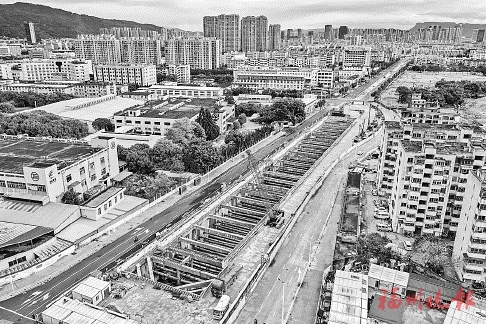 疫情防控和推動(dòng)全面復(fù)工“齊步走”
