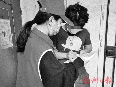 交警持續(xù)“上門(mén)”