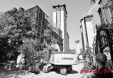 開展住宅小區“兩違”專項整治攻堅戰  晉安拆除居住主題公園15處違建