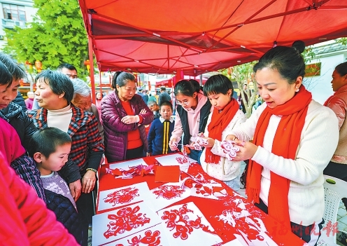 【網絡中國節·春節】地道市井街巷　體驗福州年味