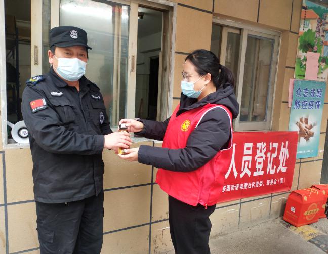 一杯暖茶 溫暖榕城 晉安區(qū)暖心志愿服務(wù)時刻與您相伴