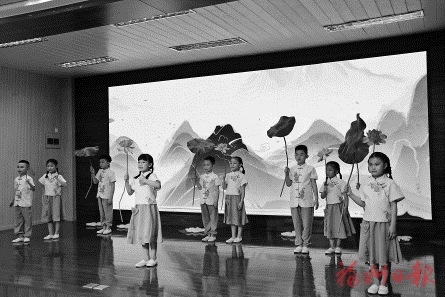 家風拂潤文明花  我市文明家庭創建活動精彩紛呈