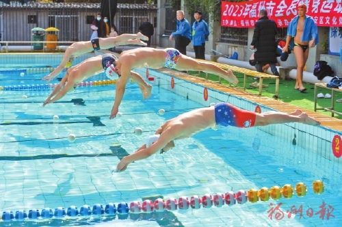 福州冬泳比賽已連續舉辦37屆  挑戰嚴寒　百余選手“泳”往無前
