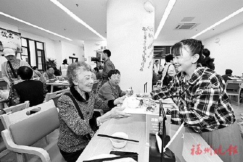 一刻鐘便民生活圈、長者食堂＋學(xué)堂、居家適老化改造……  住有福之州“近”享宜居好生活