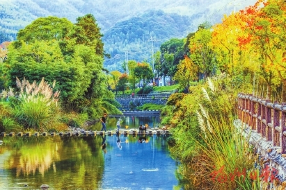 晉安：潮涌天地闊　山水滿目新