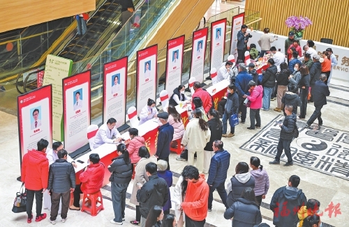 市中醫(yī)院五四北院區(qū)全面投用  開(kāi)診首日　醫(yī)院組了一個(gè)“養(yǎng)生局”