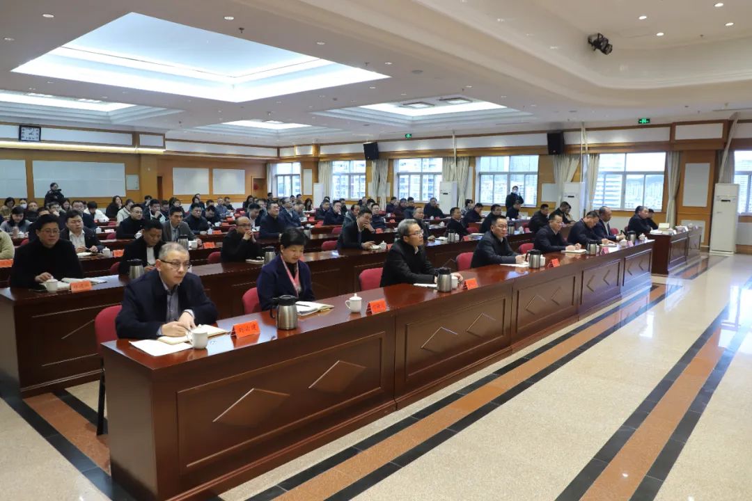 DeepSeek帶來的人工智能變革！晉安區(qū)委理論學(xué)習(xí)中心組專題學(xué)習(xí)