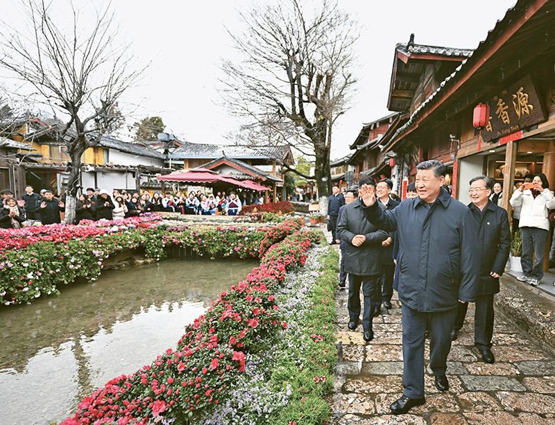 鍥而不舍落實中央八項規(guī)定精神，以優(yōu)良黨風(fēng)引領(lǐng)社風(fēng)民風(fēng)