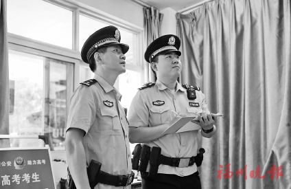 那些年的考生　如今站上護考一線  他們以民警身份，守護學子們順利應考