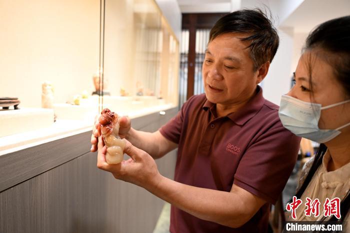 壽山石雕大師重啟四十年前未竟之作：石不能言最可人