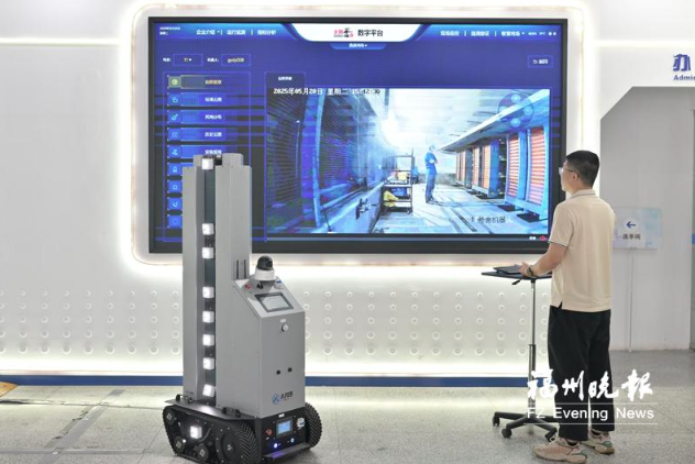1臺機器人管理10萬只蛋雞 晉安區“木雞郎”智領養殖新變革