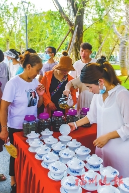 調蓄工程開閘匯水，城市生態綠軸呈現  “大美”晉安湖公園開園